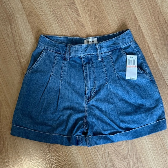 FRAME DENIM Pleated Wide Cuffed Shorts Size 2 NWT - Picture 4 of 9